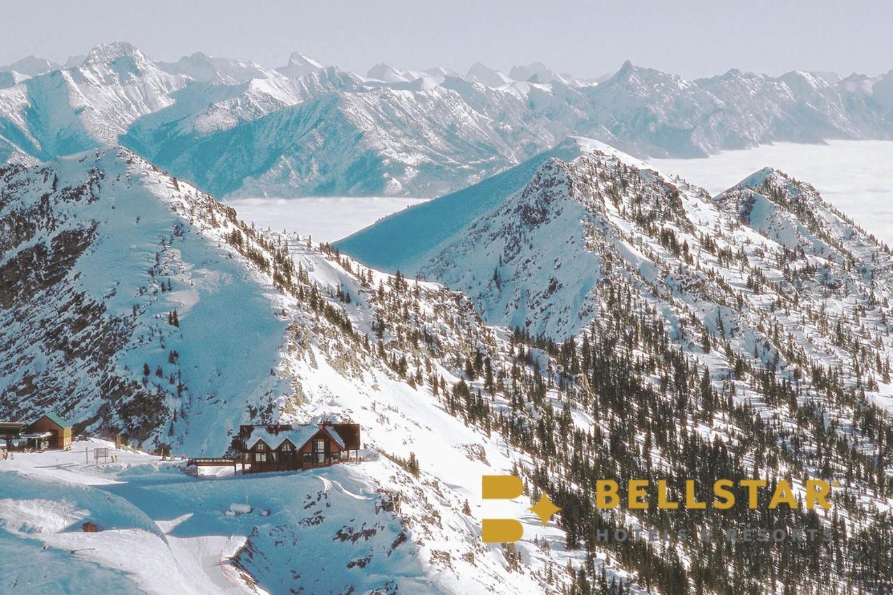 Glacier Mountaineer Lodge Golden Esterno foto