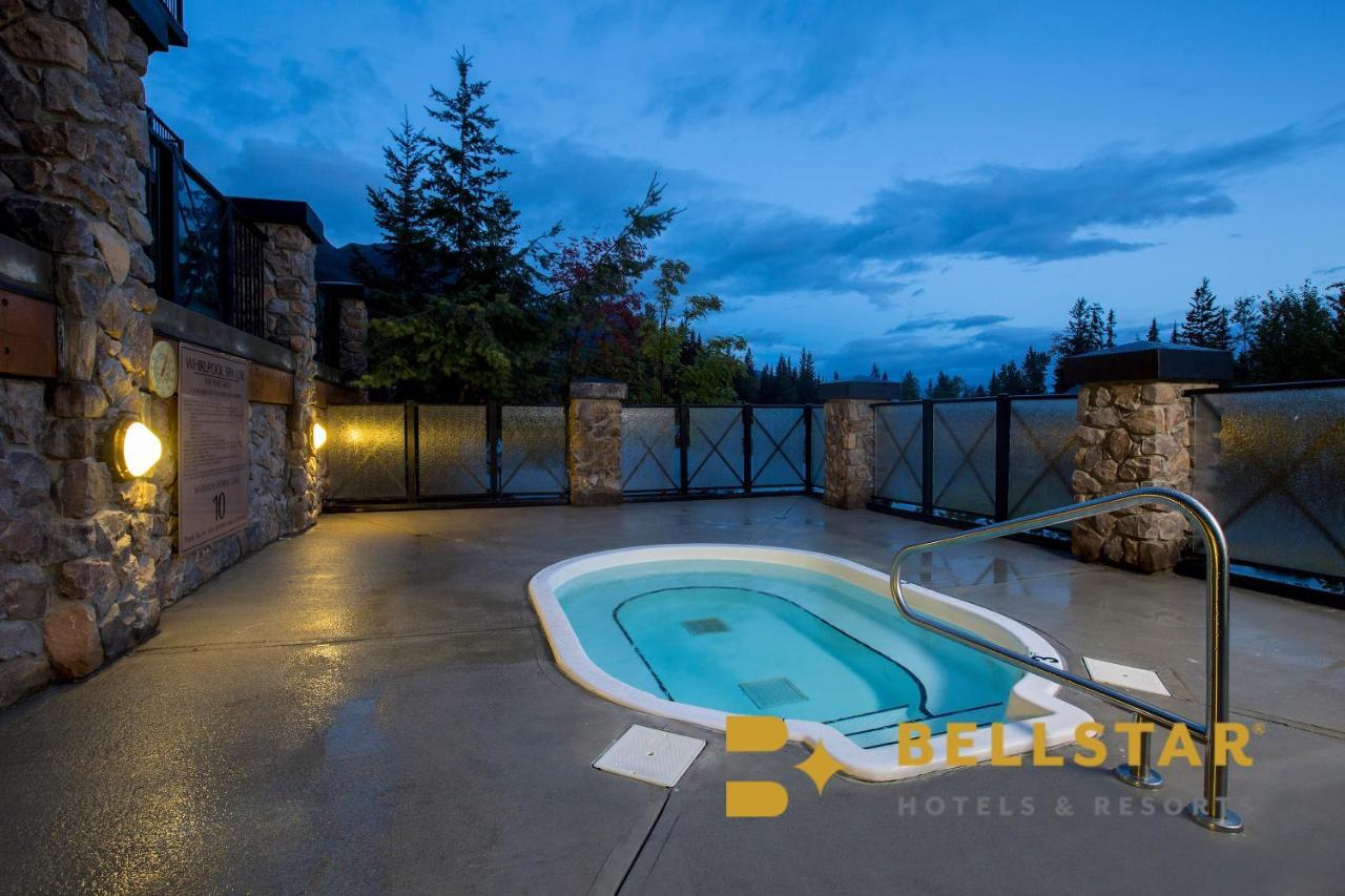 Glacier Mountaineer Lodge Golden Esterno foto